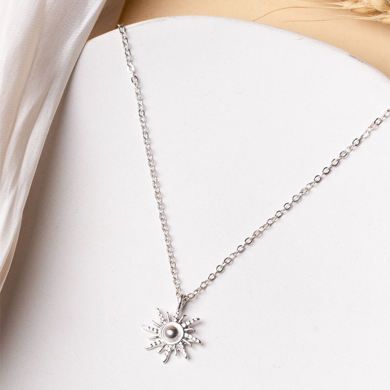 Sunlight-inspired Necklace