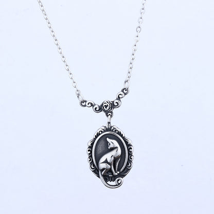 3D Cat Wreath Necklace