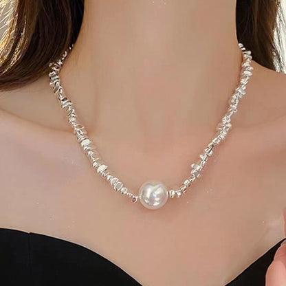 Irregular Pearl Necklace